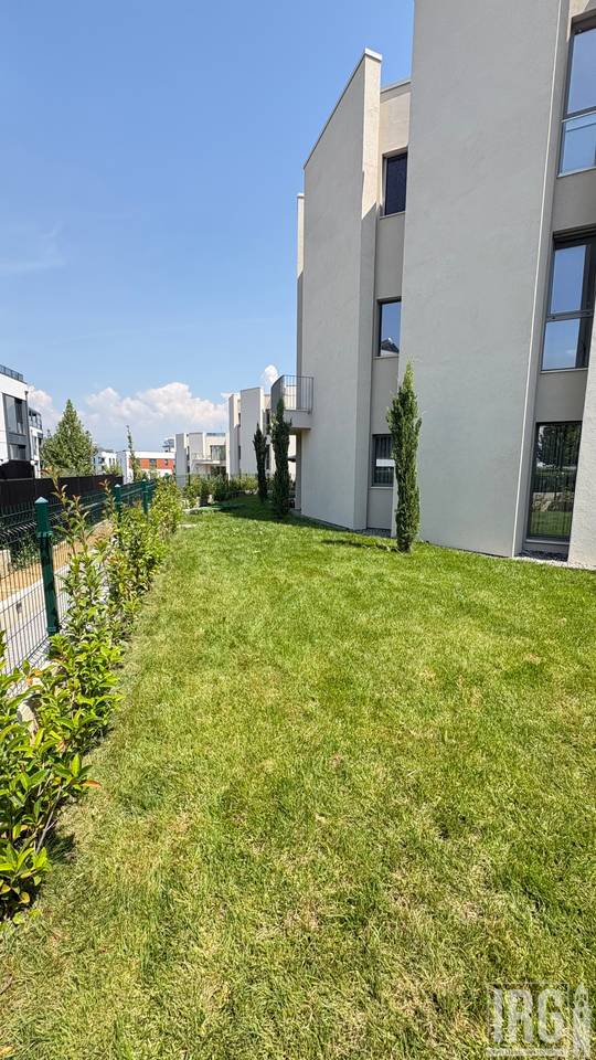 APARTAMENT 2+1+OBORR+POST PARKIMI, TE SPITALI KAFSHEVE