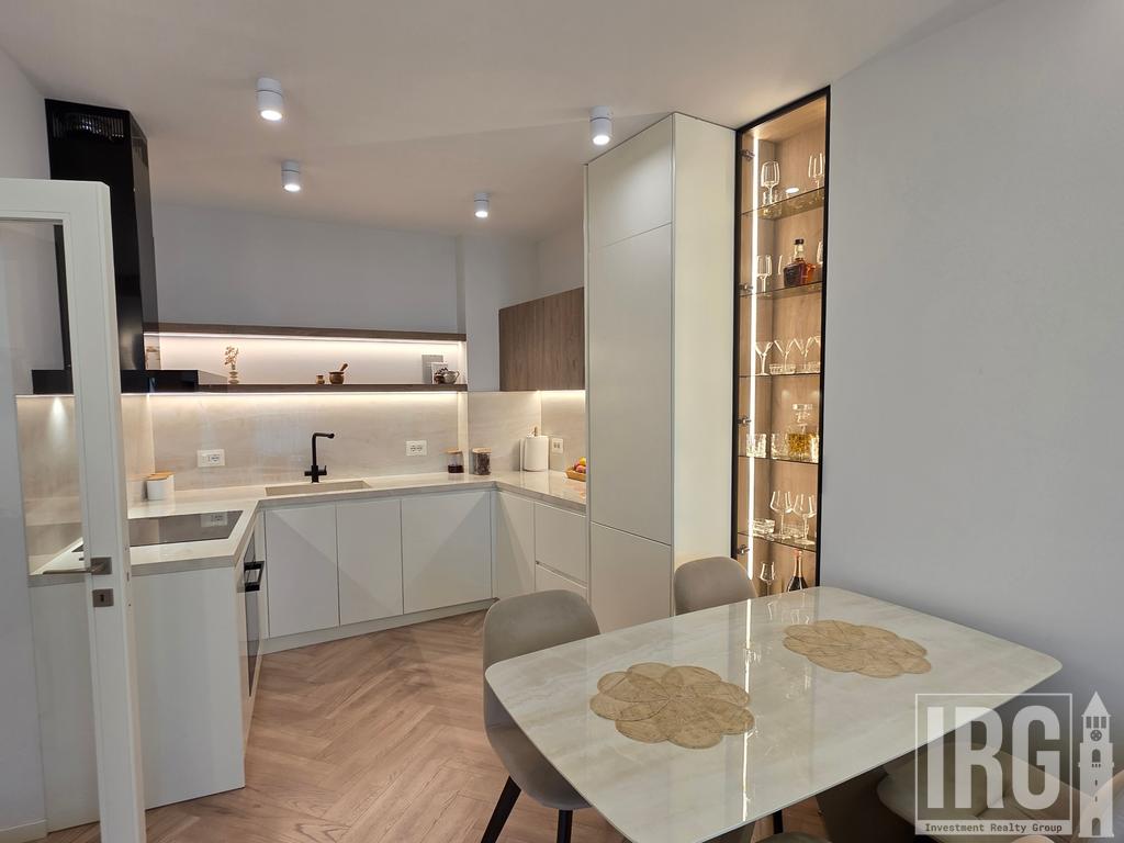 Apartament 3+1+2 Premium per shitje. Lake View Residences Rr Kosovareve.