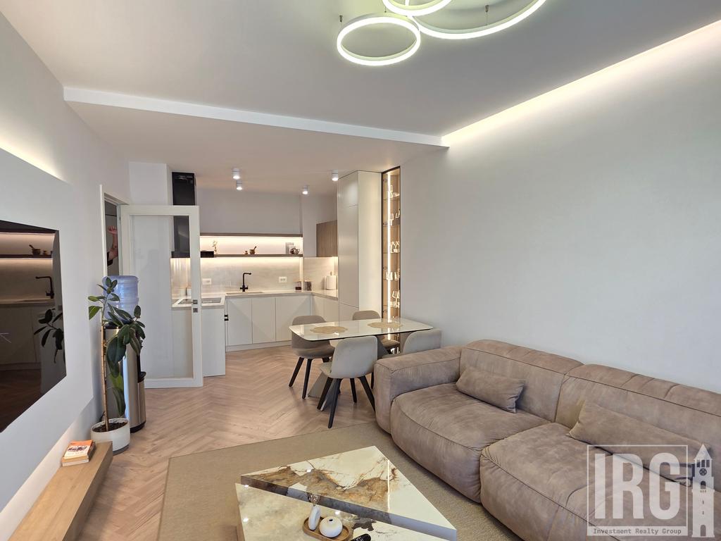 Apartament 3+1+2 Premium per shitje. Lake View Residences Rr Kosovareve.