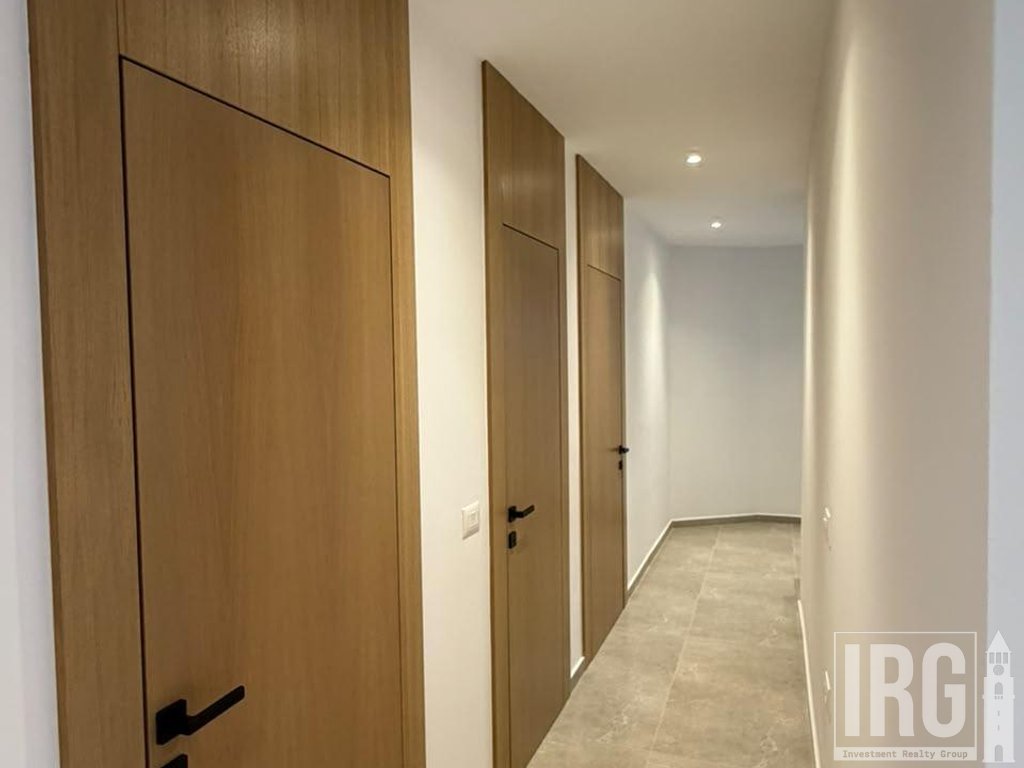 WHITE VILLAS – BORSH
