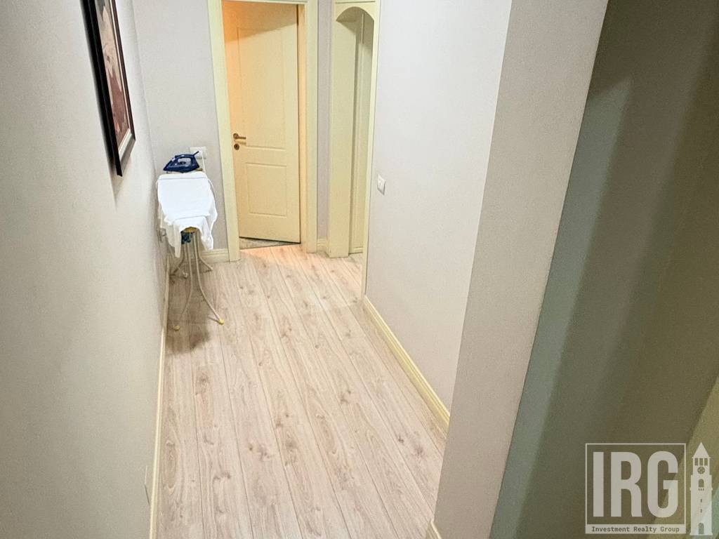 SHITET APARTAMENT 3+1 TE RRUGA E KAVAJES, PERBALLE DELIJORGJIT