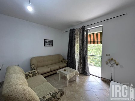 APARTAMENT 1+1 ME QERA.