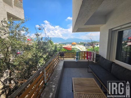 Villa con piscina nella Residenza Kodra e Diellit 2