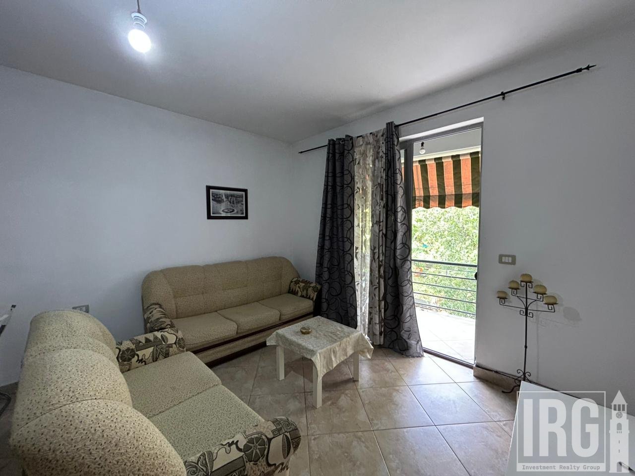 APARTAMENT 1+1 ME QERA.