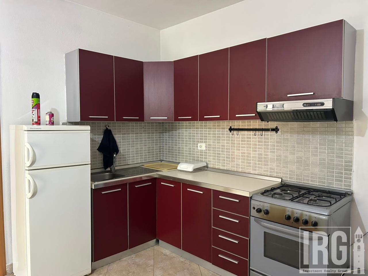 APARTAMENT 1+1 ME QERA.
