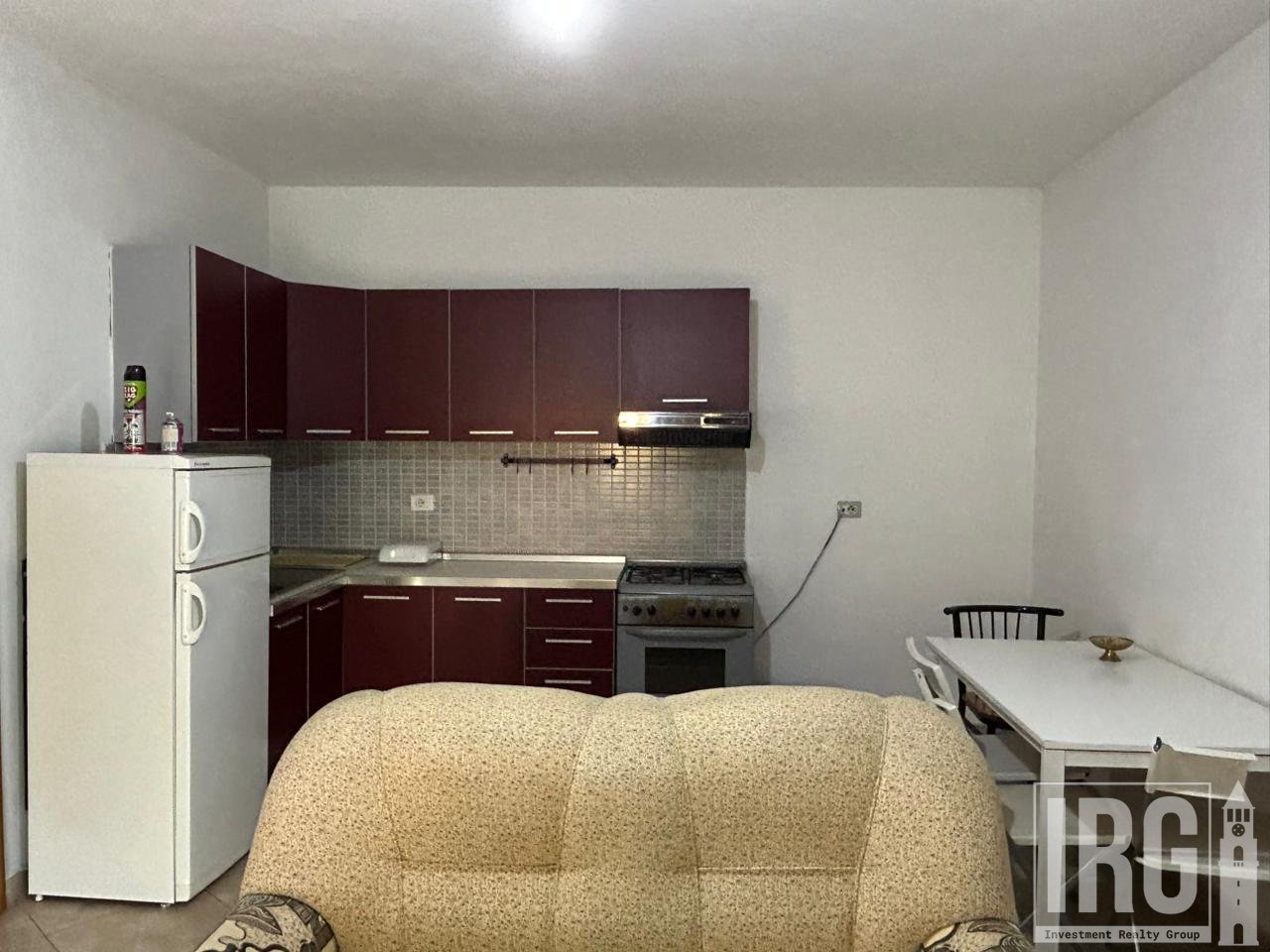 APARTAMENT 1+1 ME QERA.
