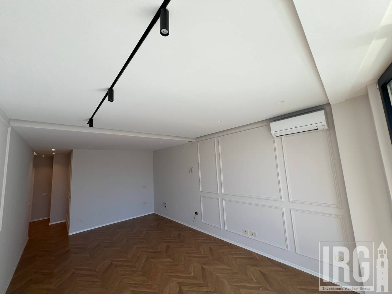 Office space for rent at Mine Peza Street