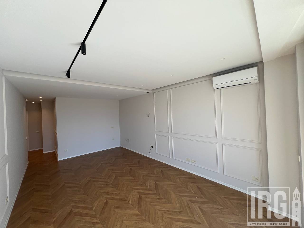 Office space for rent at Mine Peza Street