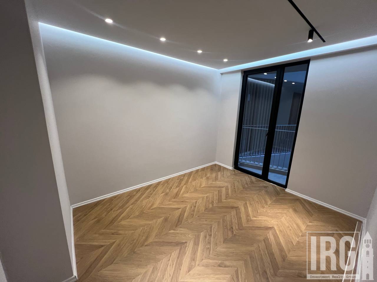 Office space for rent at Mine Peza Street