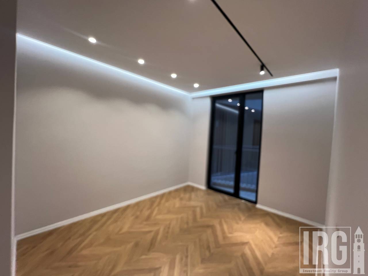 Office space for rent at Mine Peza Street
