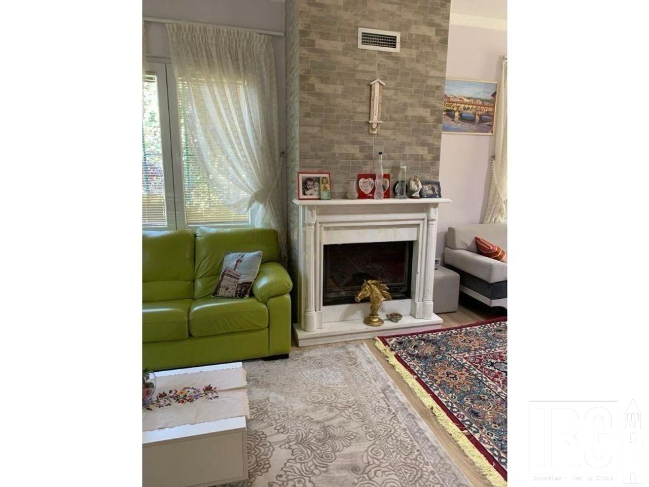 VILLA CON CORTILE IN VENDITA A PEZE TE VOGEL