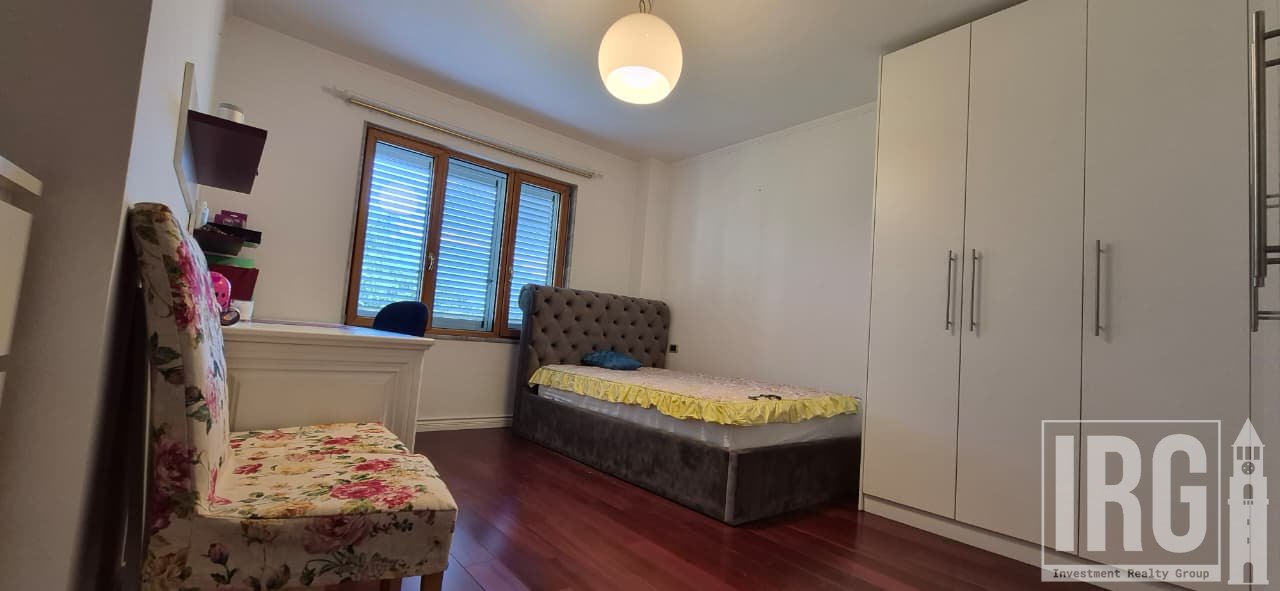 APARTAMENT  3+1+2 TEK ATSH PER QIRA !
