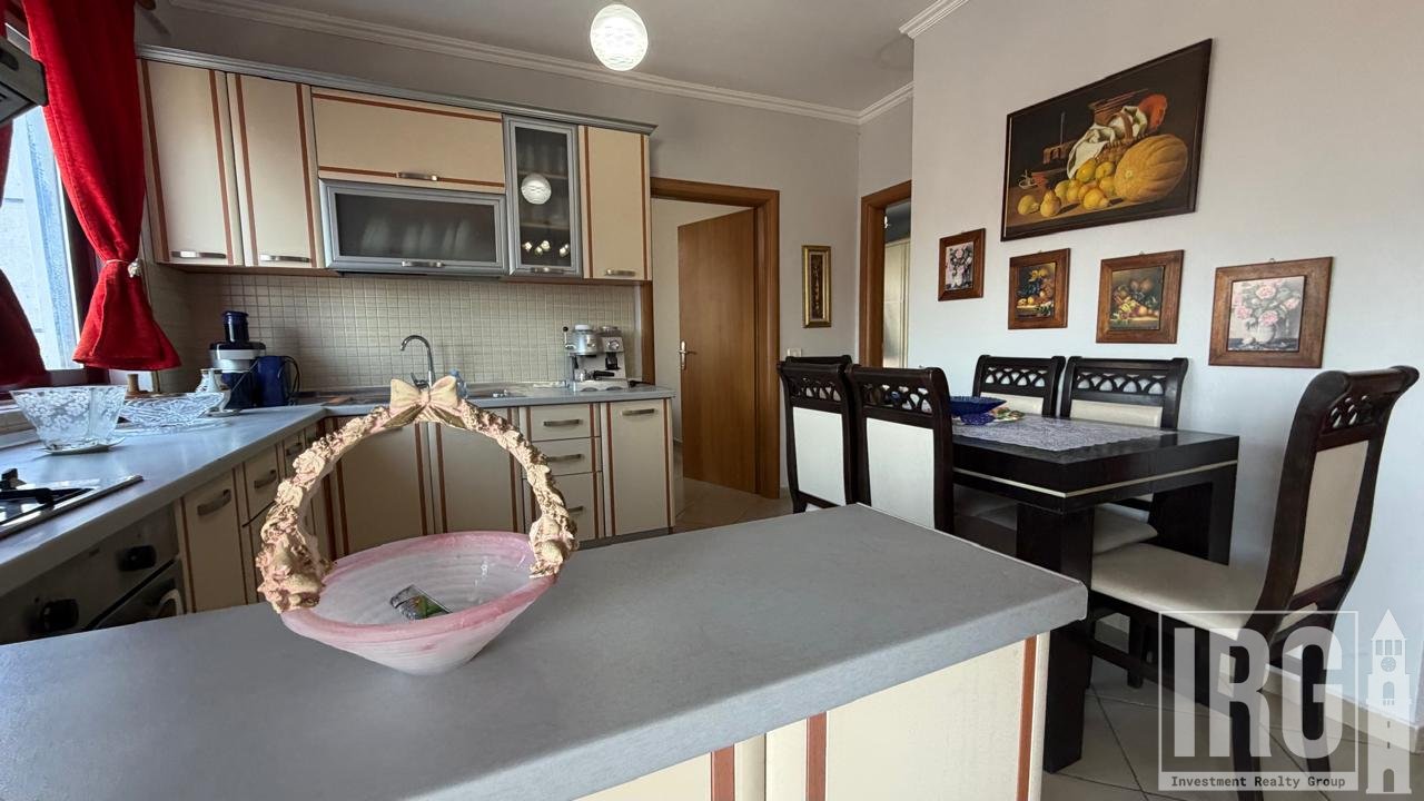 APARTMENT 2+1 NEAR PARTIZANI HIGH SCHOOL!
