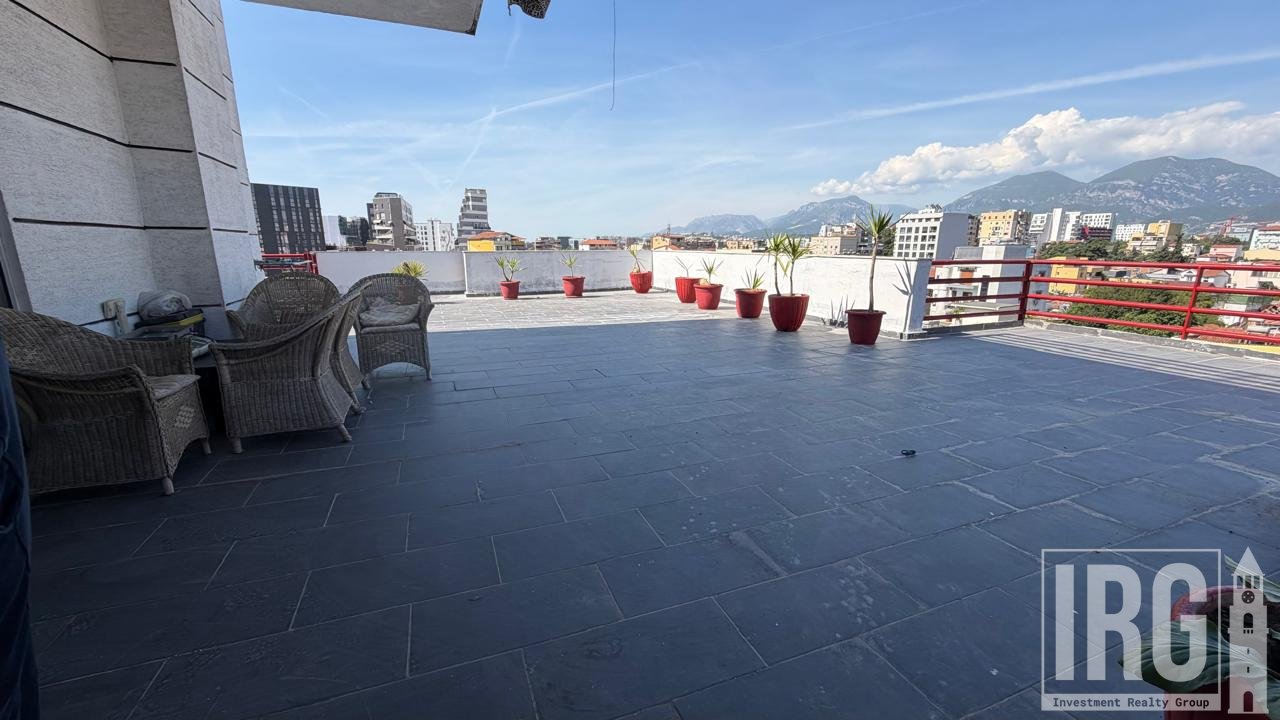 APARTMENT 2+1 NEAR PARTIZANI HIGH SCHOOL!