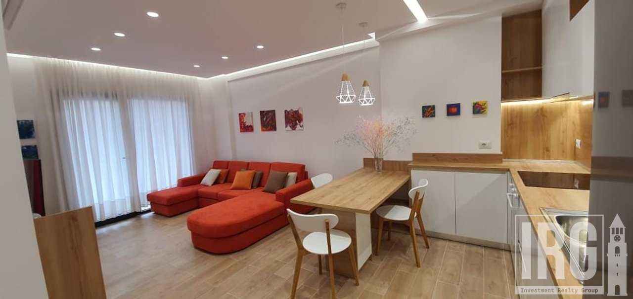 Apartament 1+1 tek 21 Dhjetori