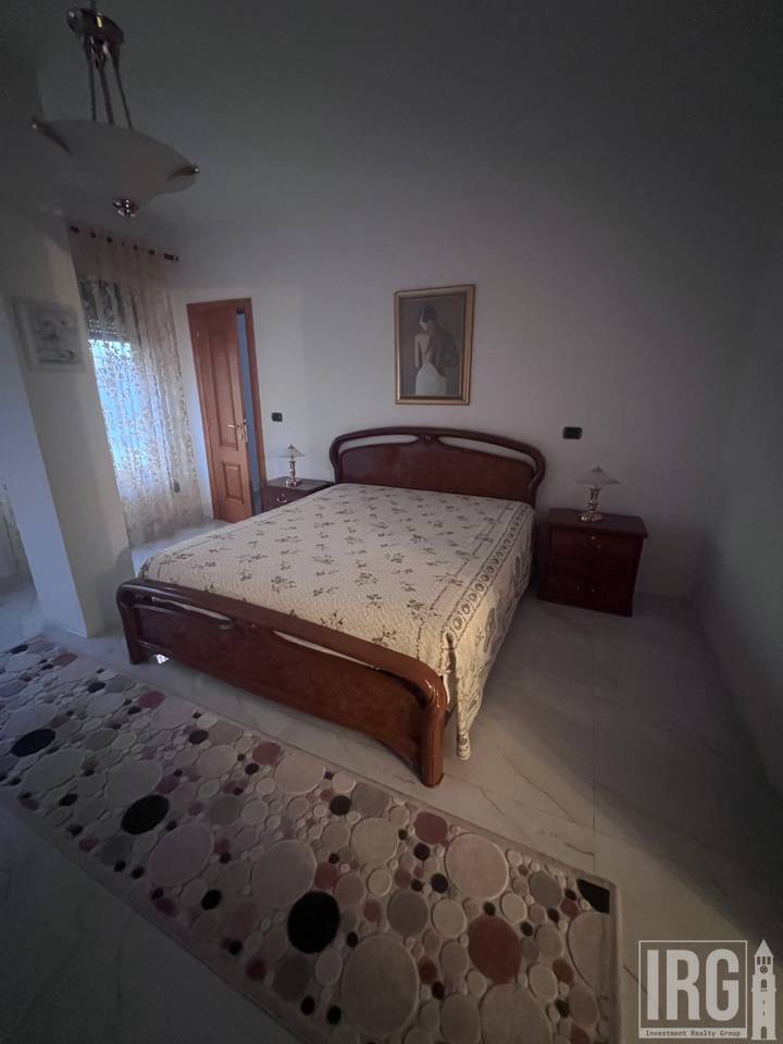 Apartament 3+1+2 Me Verandë Për Qira, Rruga e Elbasanit