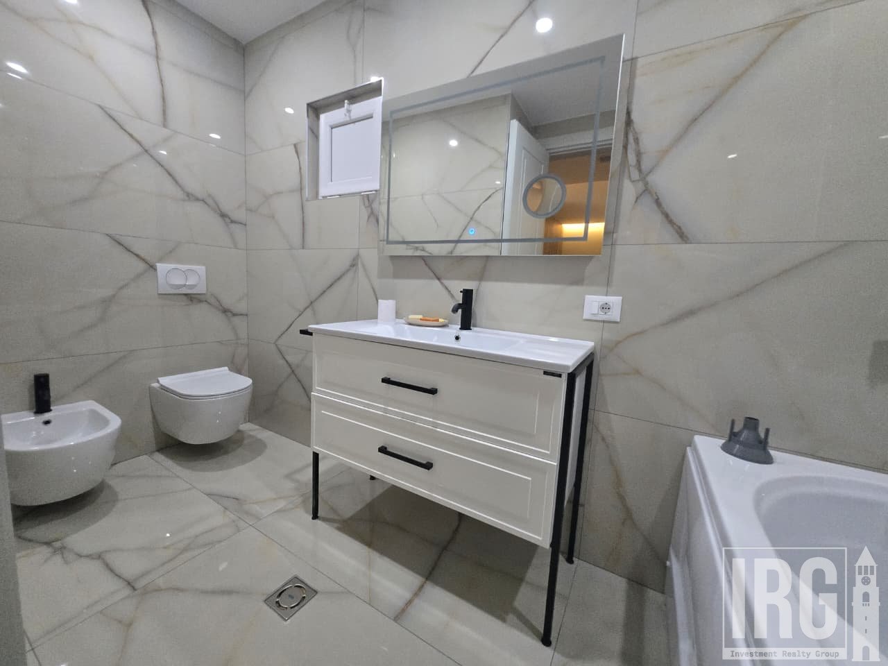 Villa con piscina nella Residenza Kodra e Diellit 2