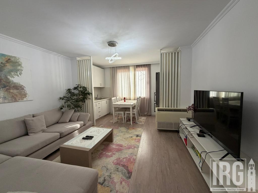 Shitet apartament 2+1 ne Kinostudio!