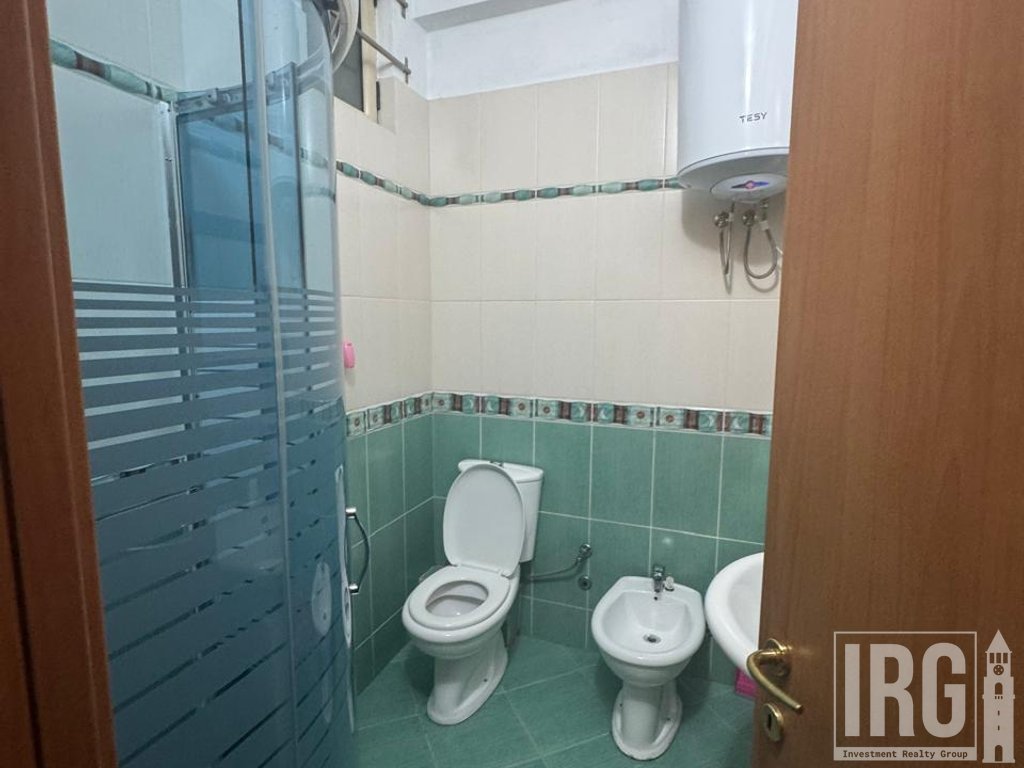 APARTAMENT 1+1 ME QIRA TE RRUGA E KAVAJES PULS POST PARKIMI