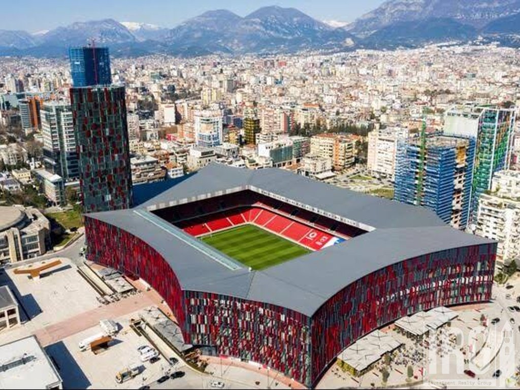Shitet Dyqan në një nga zonat më elitare – pranë Stadiumit Air Albania!