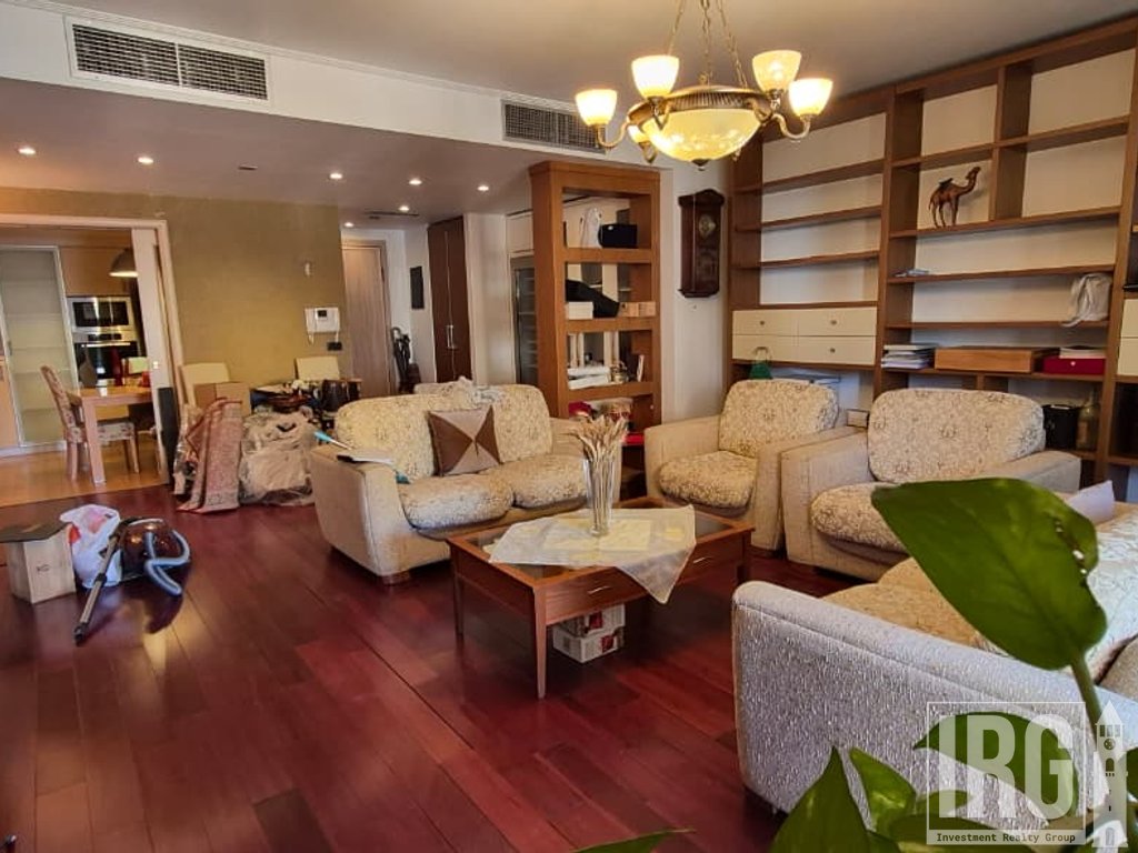 APARTAMENT  3+1+2 TEK ATSH PER QIRA !