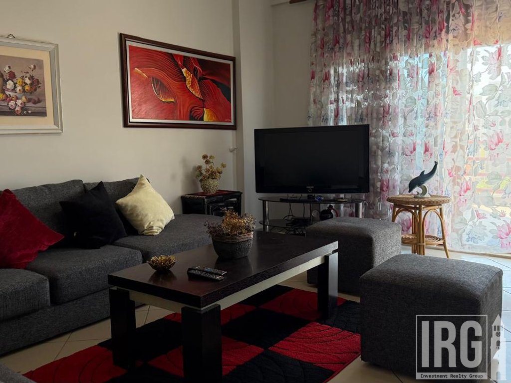 APARTAMENT 2+1 PRANE GJIMNAZIT PARTIZANI!