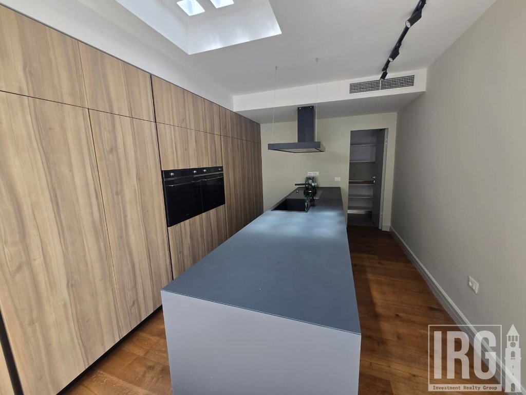 Come with me to the Pool at Kodra e Diellit Residence 2