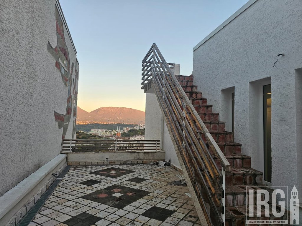 Come with me to the Pool at Kodra e Diellit Residence 2