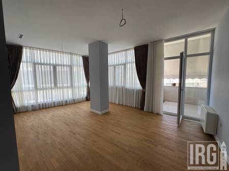 Apartament/Zyra 400m2 prane Kopshtit Zoologjik