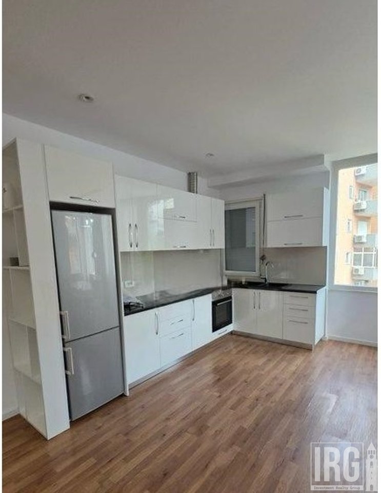 APARTAMENT ME QIRA KOPSHTI ZOOLOGJIK BOTANIK
