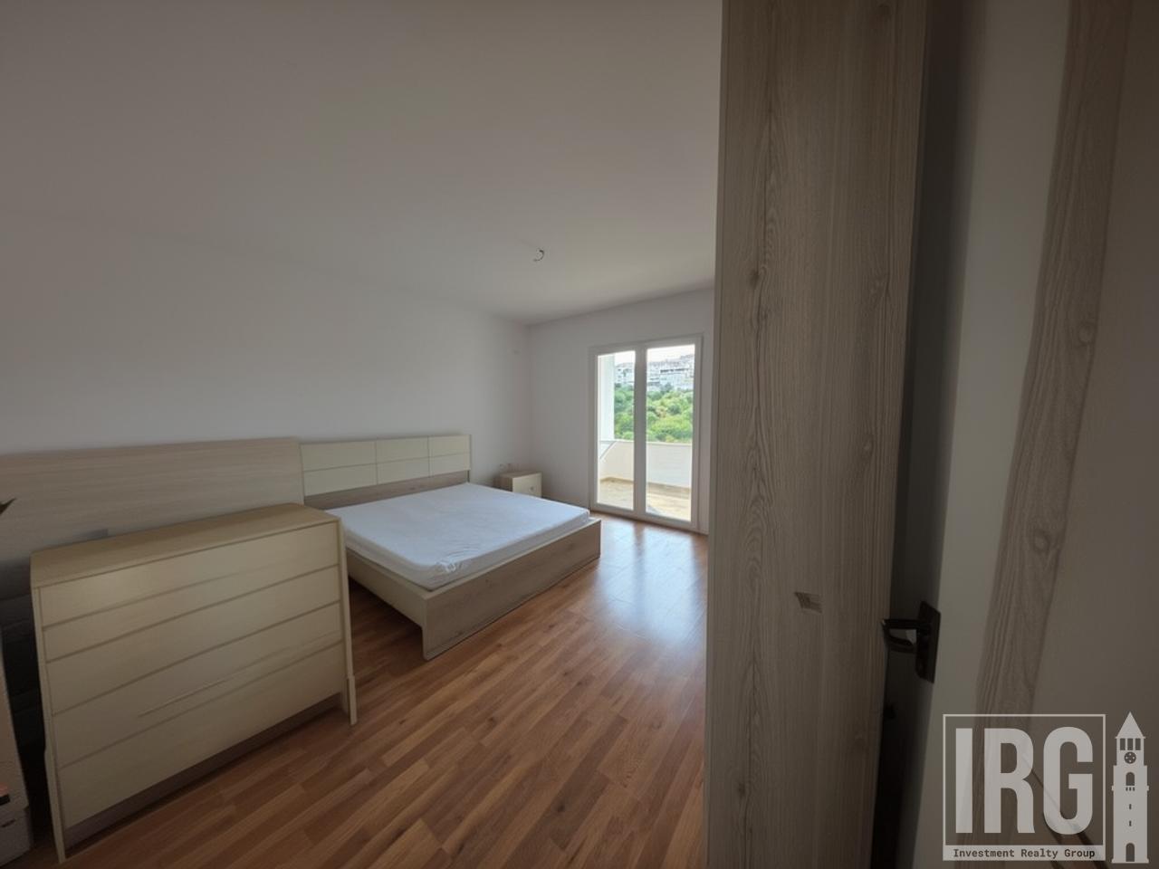 APARTAMENT ME QIRA KOPSHTI ZOOLOGJIK BOTANIK