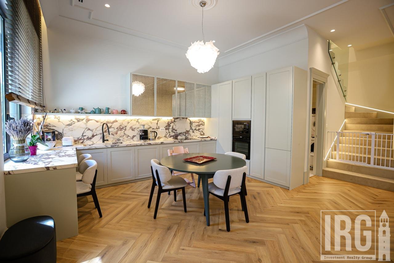 DUPLEX LUKSOZ PER SHITJE: KODRA E DIELLIT