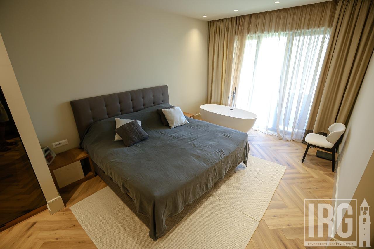 DUPLEX LUKSOZ PER SHITJE: KODRA E DIELLIT