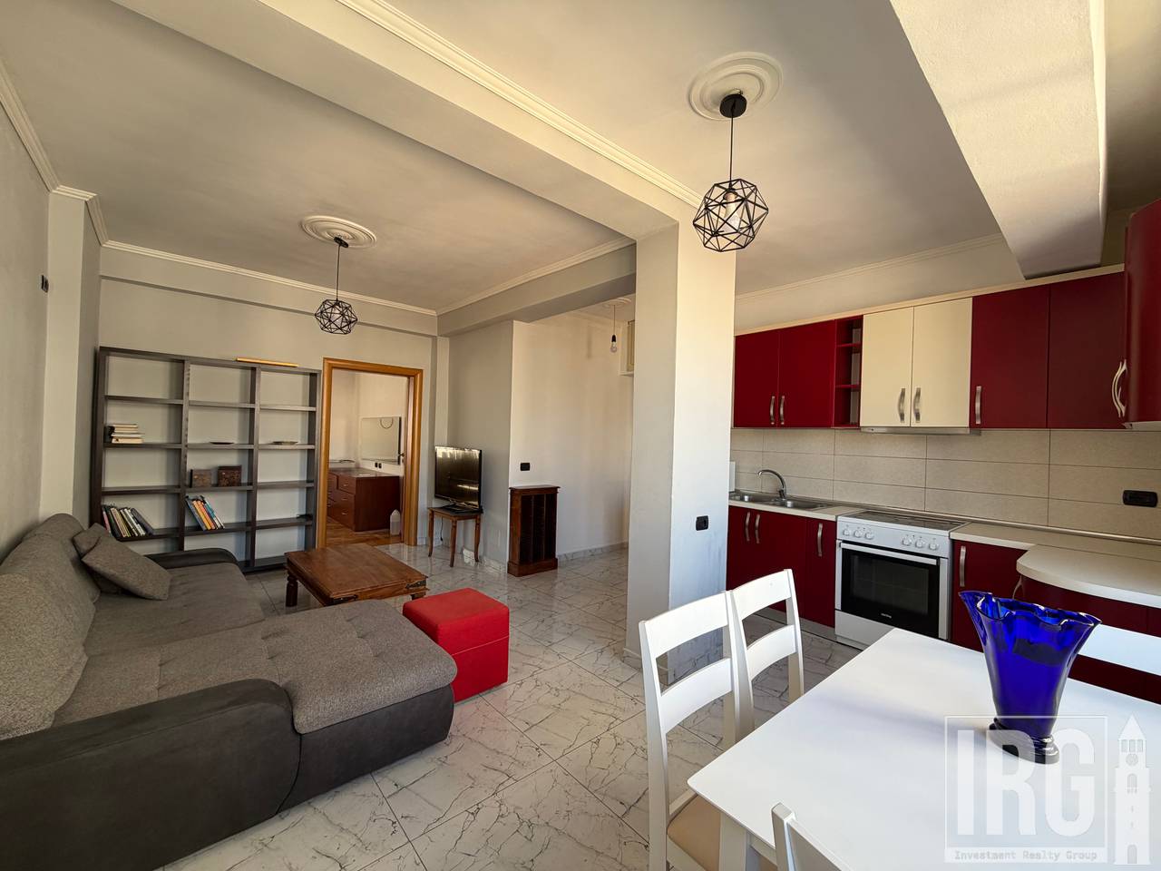 Apartment 2+1 For Rent on Zogu i Parë Boulevard