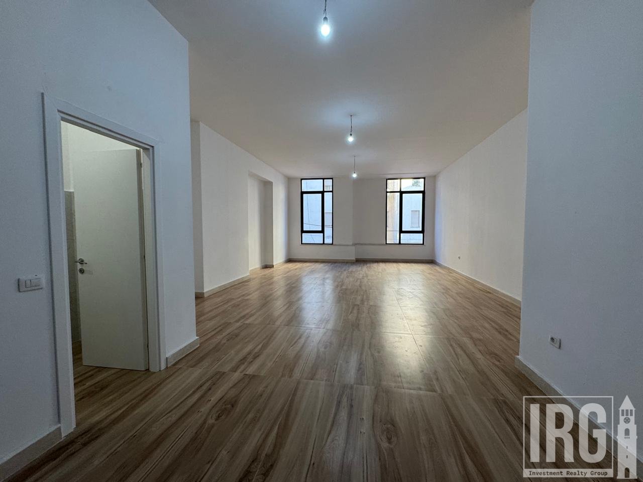 Super Ambiente per ufficio Via Durazzo