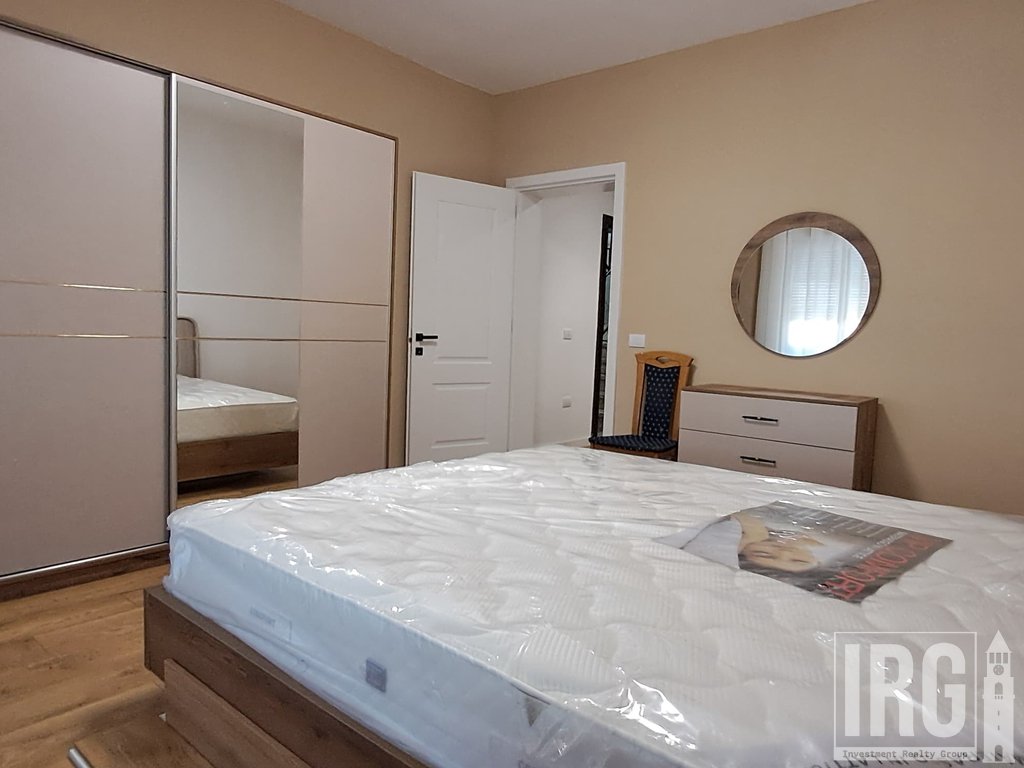 Jepet me qira apartament 2+1 – Tek Brryli (Brenda Unazës)
