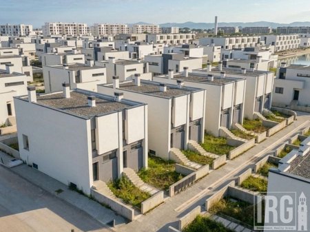 APPARTAMENTO 1+1 CON CORTILE AL TURQUOISE MARINA!