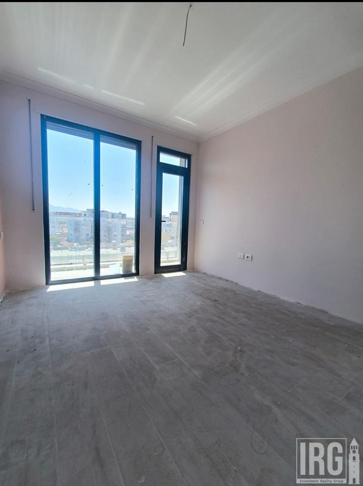 OFFICE SPACE FOR RENT.