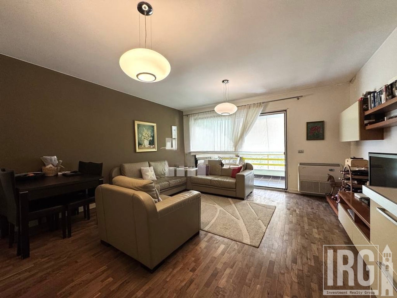 APARTMENT 2+1+2 FOR SALE NEAR THE DRY LAKE !