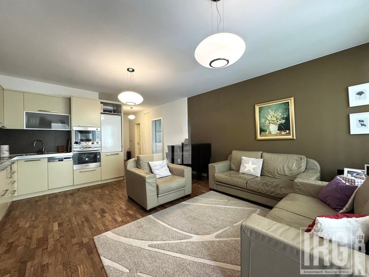 APARTMENT 2+1+2 FOR SALE NEAR THE DRY LAKE !
