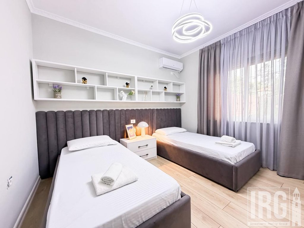 Jepet me Qira Apartament 3+1+2 Pranë Gjykatës | I Sapo Investuar | Kati 3 me Ashensor