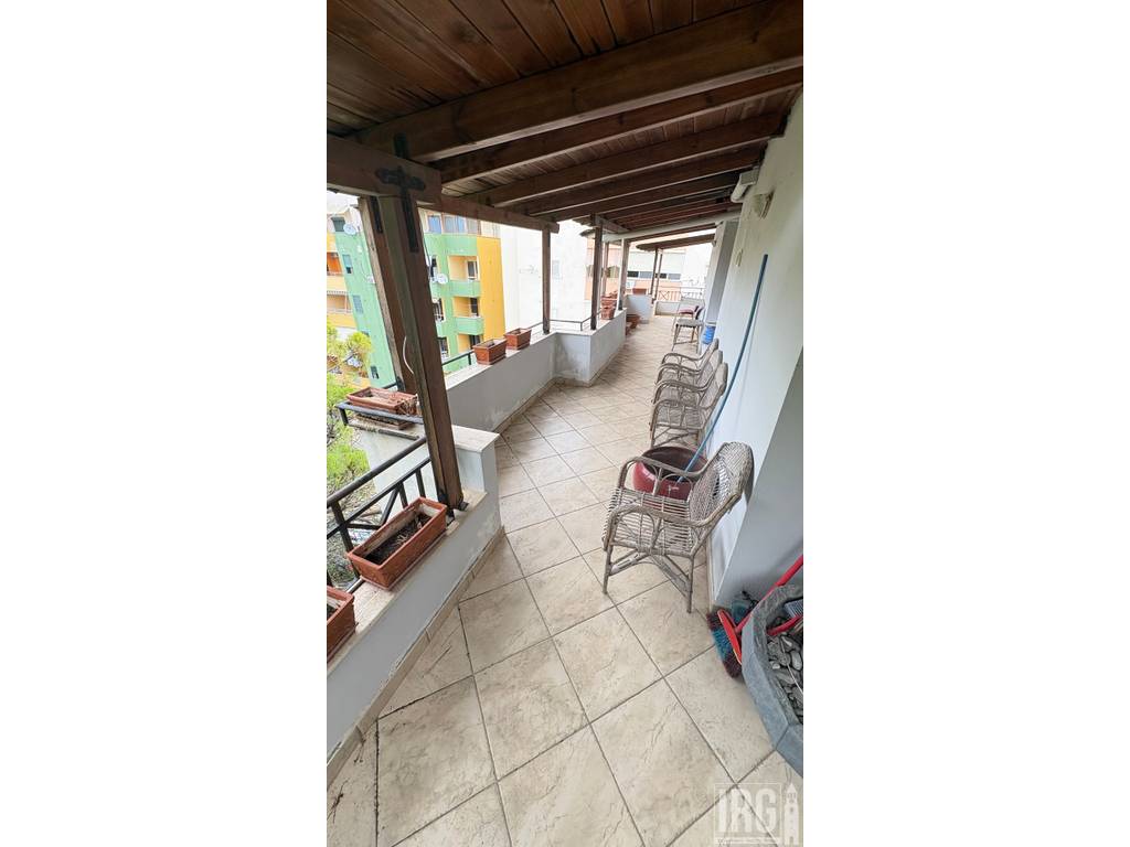 3 bedroom apartment 200 m² Tirana Municipality, Albania