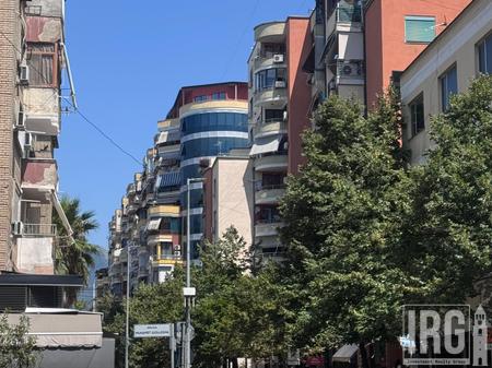 COMMERCIAL SPACE FOR SALE| 21 December |61.4 m²