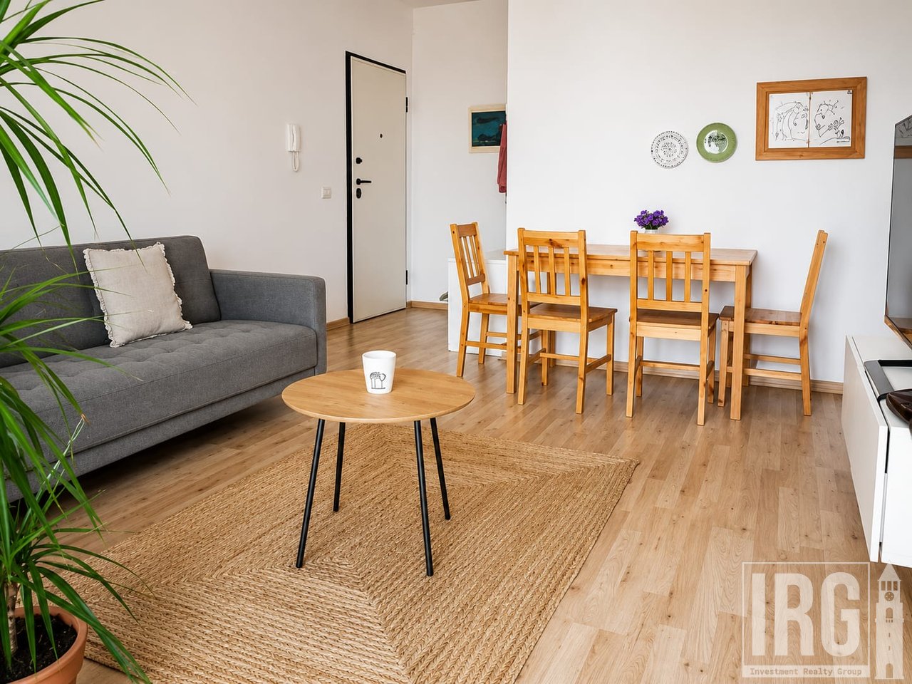 Shitet Apartament 1+1 i Mobiluar | 60 m² | Rruga Frosina Plaku, 21 Dhjetori