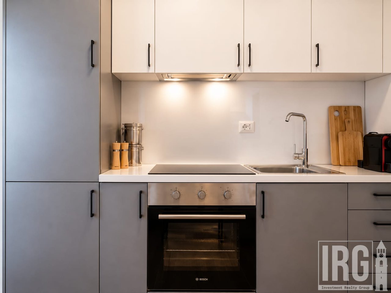 Shitet Apartament 1+1 i Mobiluar | 60 m² | Rruga Frosina Plaku, 21 Dhjetori