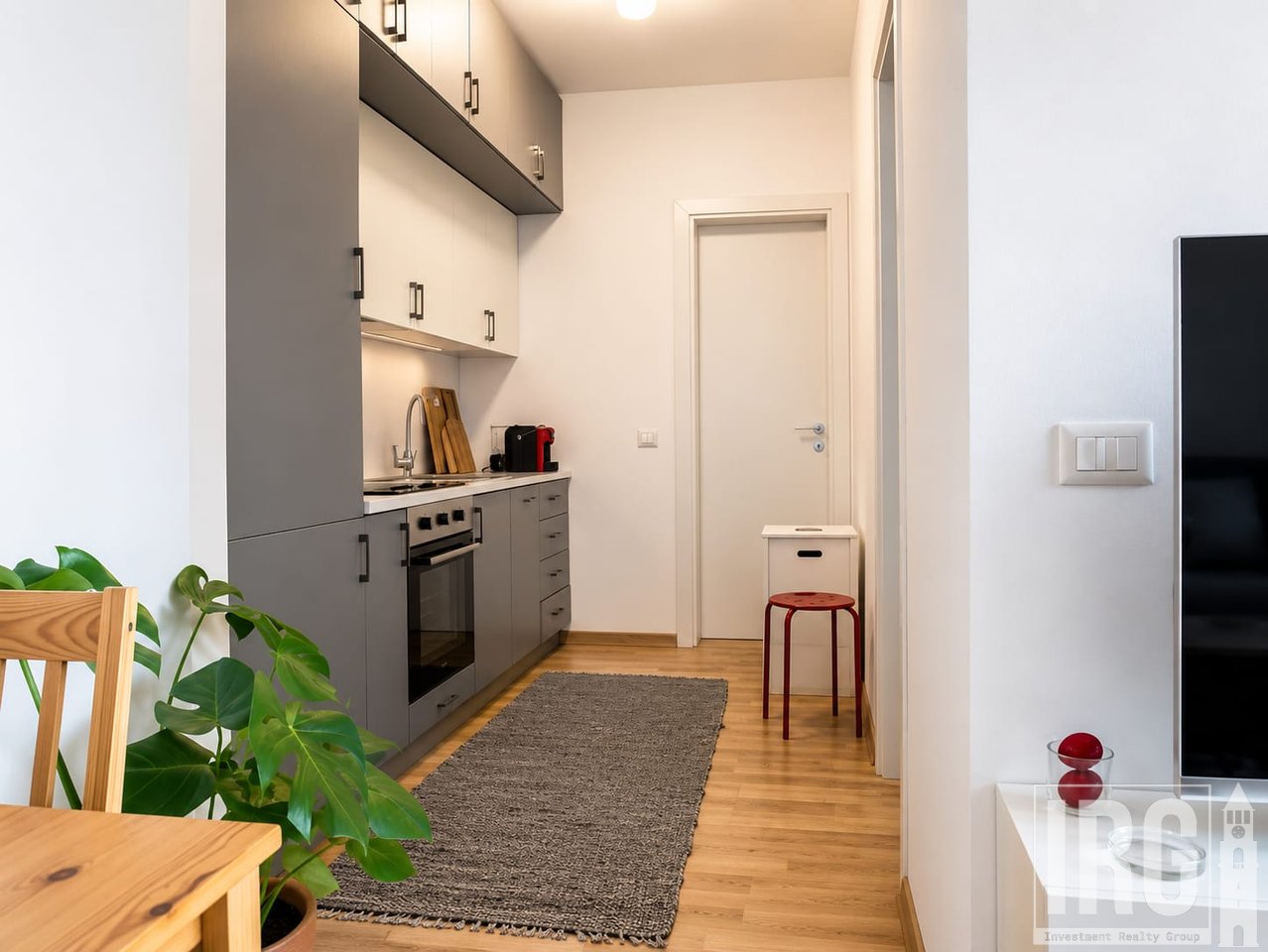 Shitet Apartament 1+1 i Mobiluar | 60 m² | Rruga Frosina Plaku, 21 Dhjetori