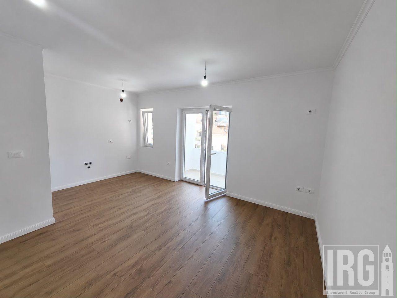 Shitet Apartament 1+1 – Rruga Thanas Ziko 300 metra mbi Gjimnazin “Partizani”