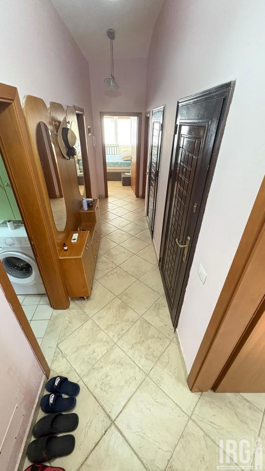 SHITET PENTHOUSE TE SHKEMBI I KAVAJES ME PAMJE NGA DETI