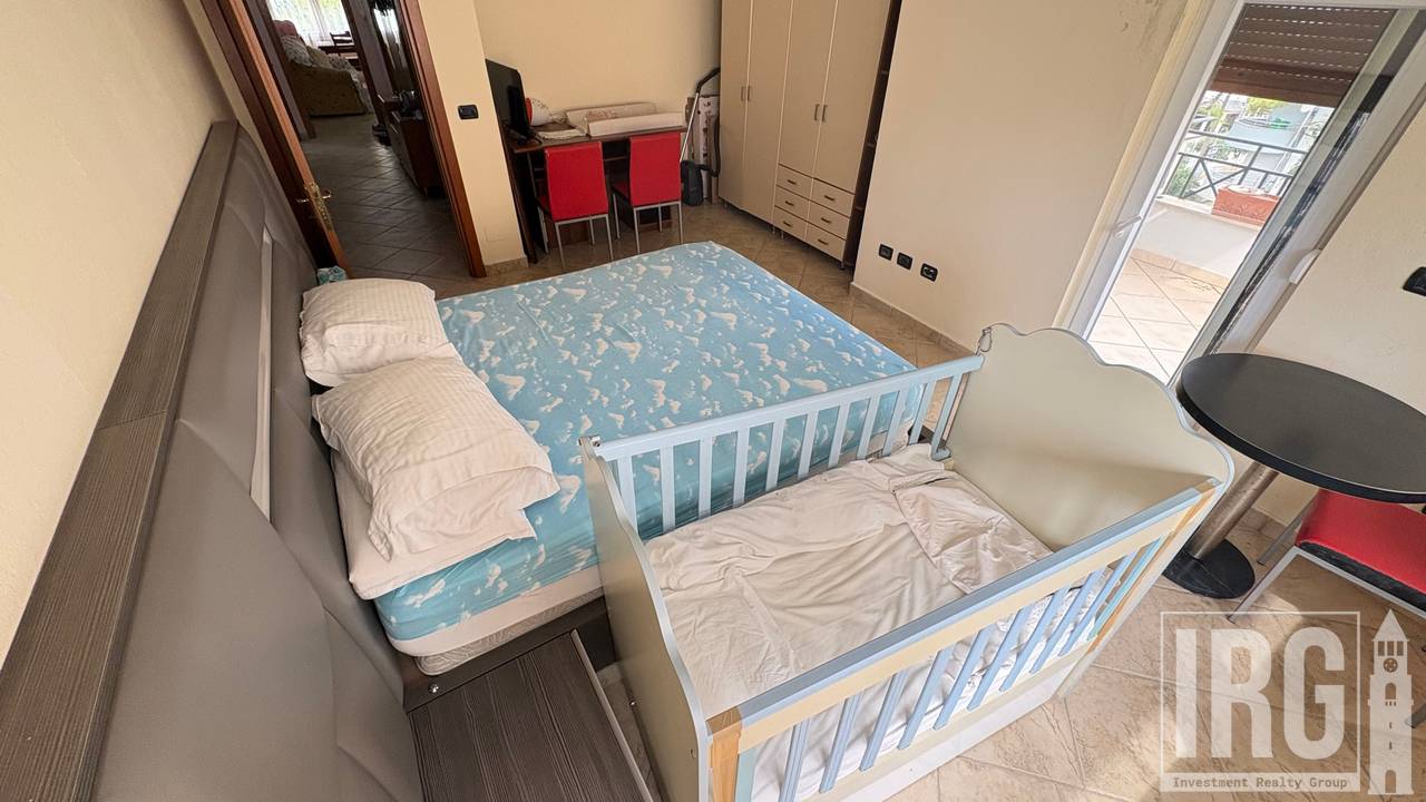 SHITET PENTHOUSE TE SHKEMBI I KAVAJES ME PAMJE NGA DETI