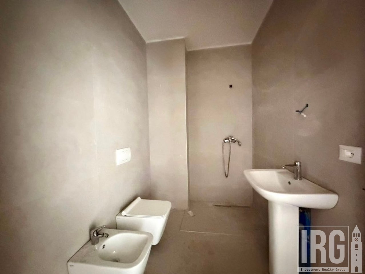 VENDESI APPARTAMENTO 2+1+2 A NDREGJONI, NUOVO BOULEVARD | 25,500,000 LEKË
